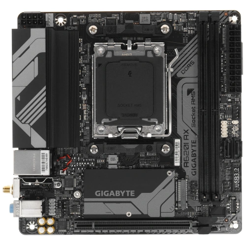 Материнская плата GIGABYTE A620I AX