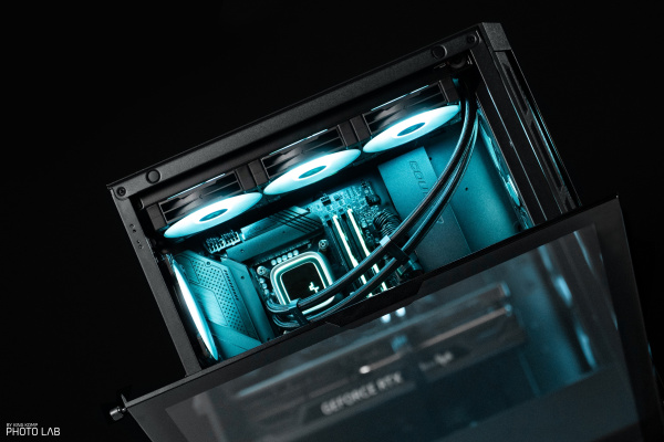 Игровой компьютер AMD Ryzen 9 9950X, AMD RX 7800 XT 16GB