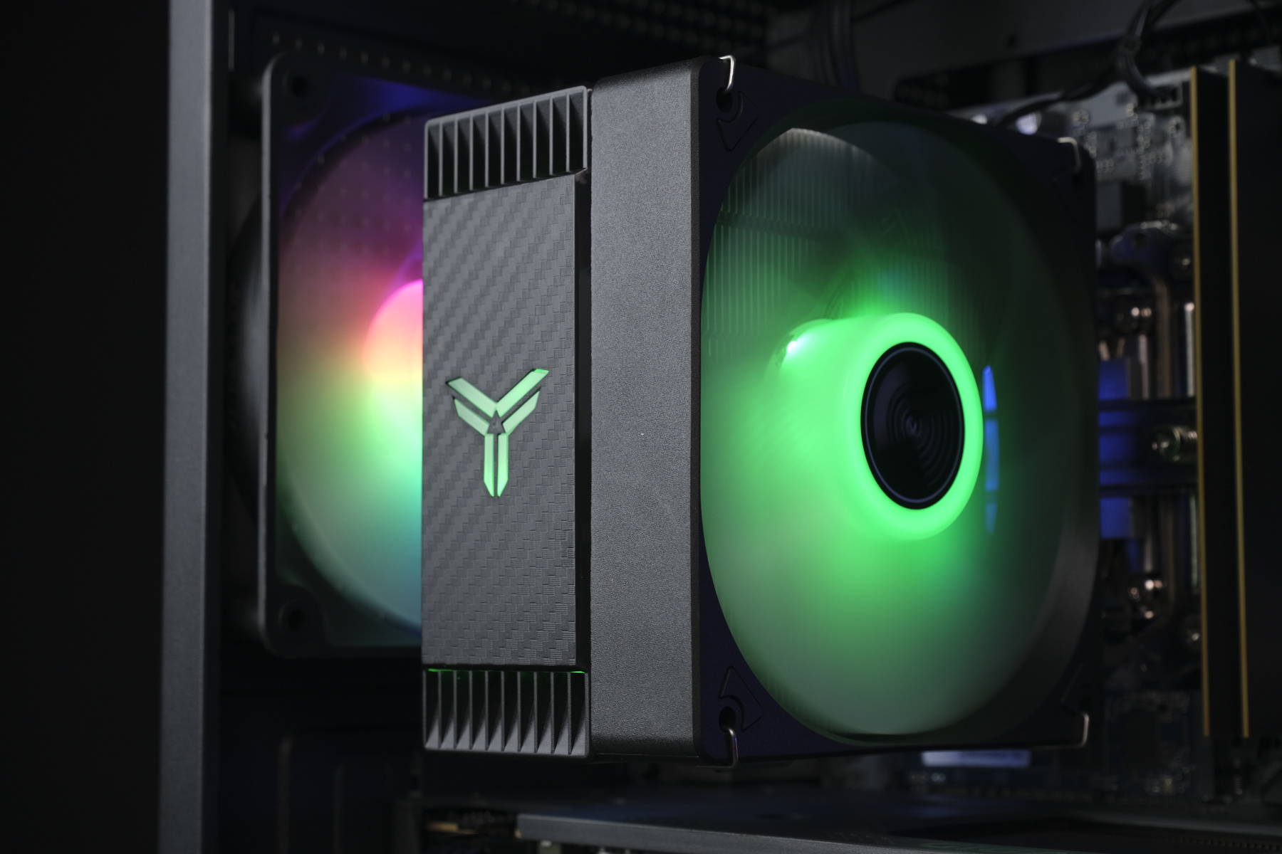 Купить amd ryzen 5 7400f, rtx 4060 ti, ddr5 16gb, ssd 256, ssd 480