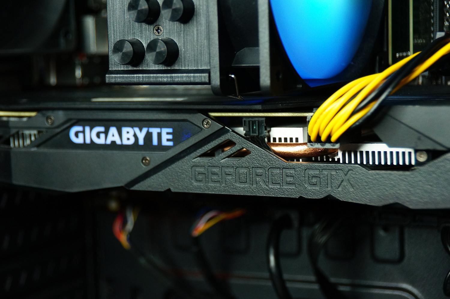 Компьютер AMD Ryzen 3500X, nVidia GeForce GTX 1650 от Gigabyte
