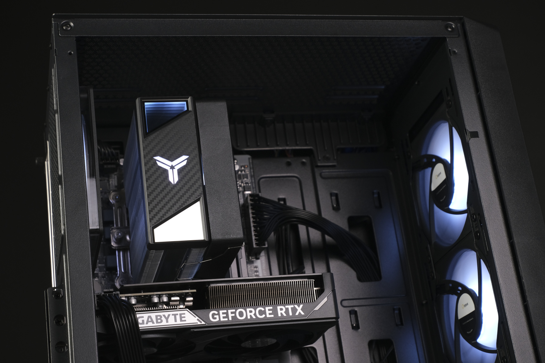 Купить intel core ultra 5 225, rtx 5060ti 8gb, ddr5 32gb, ssd 1000gb