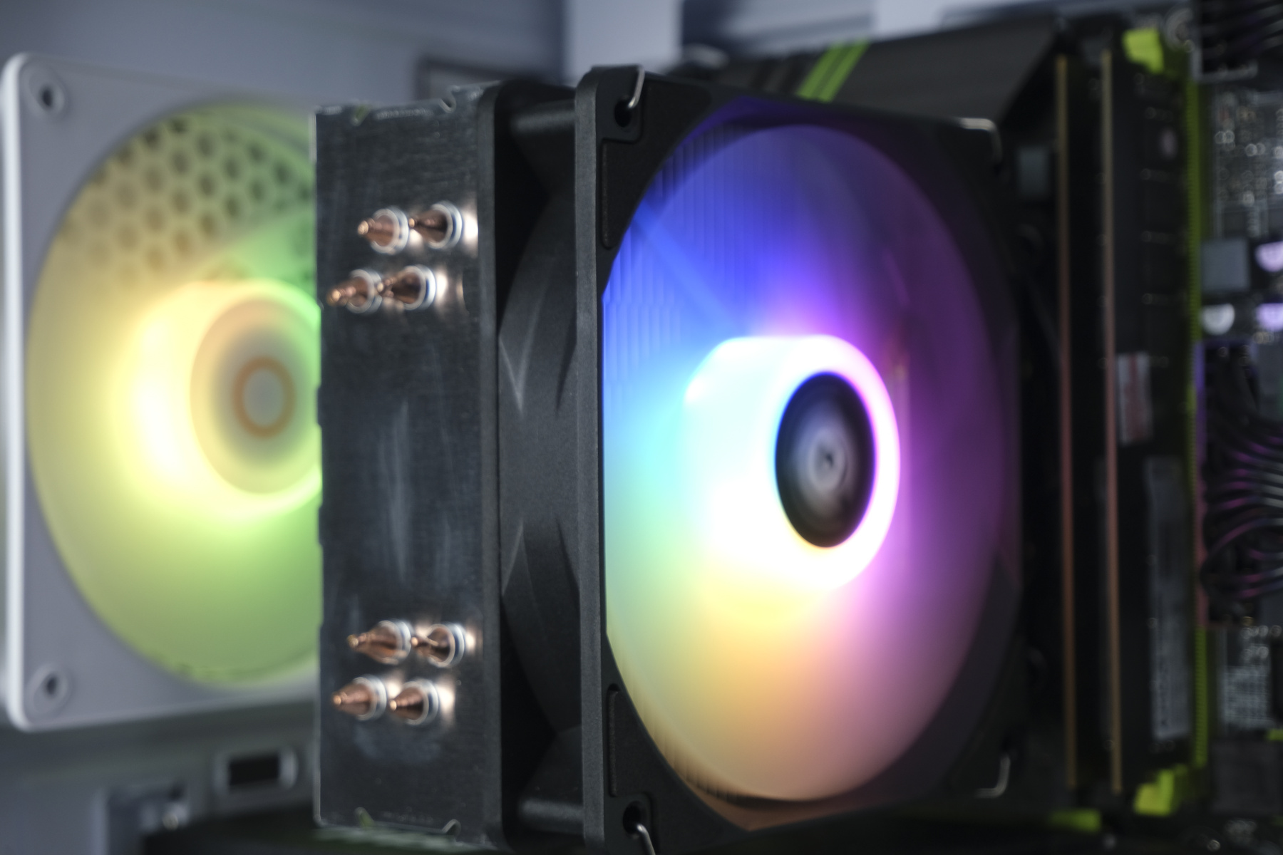 Купить  xeon 2680v4, rtx 5060, ddr4 8gb, 480gb