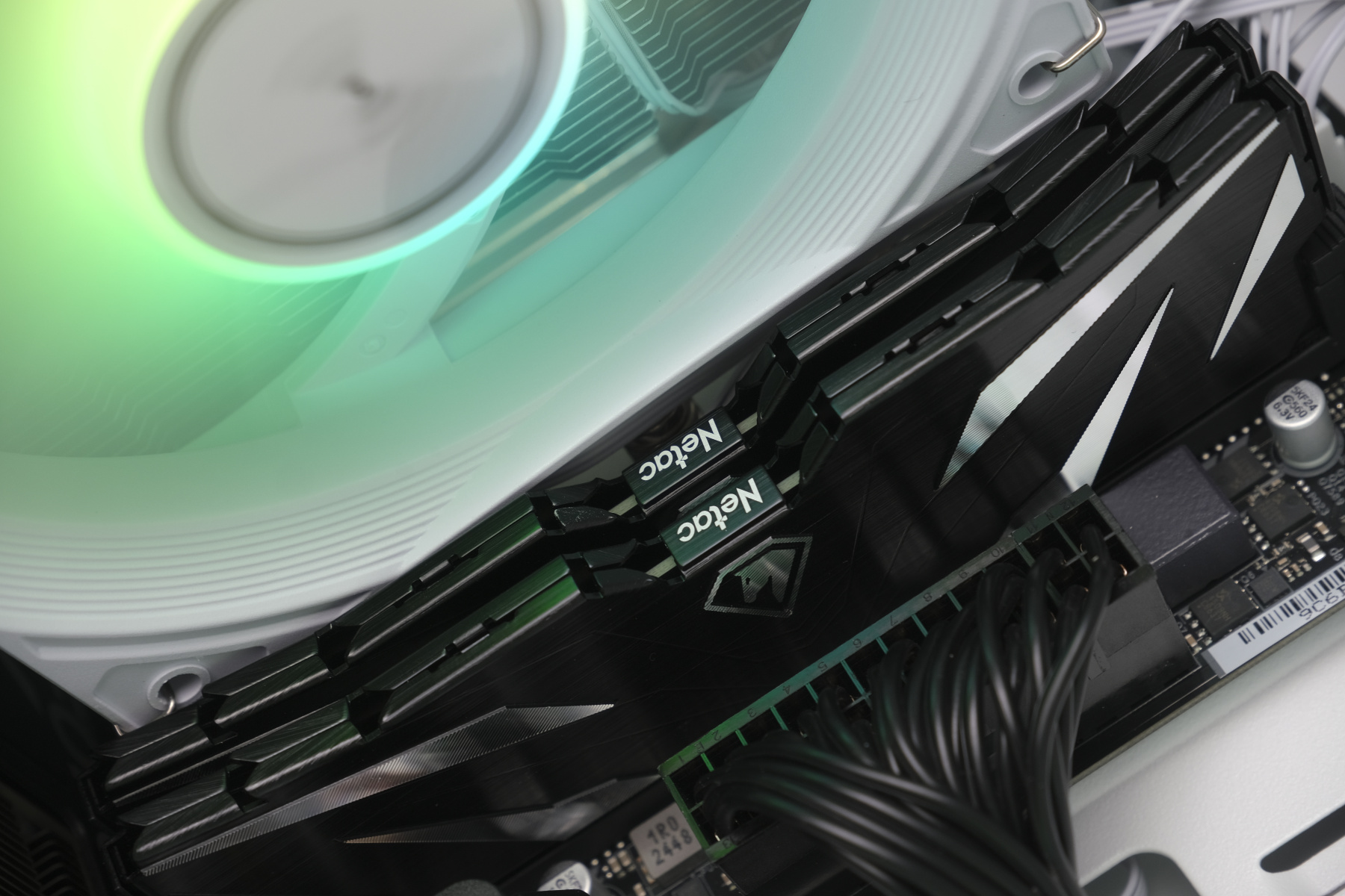 Купить intel core i5-12400f,  rtx 5060 ti, 32gb ddr4, 1024gb