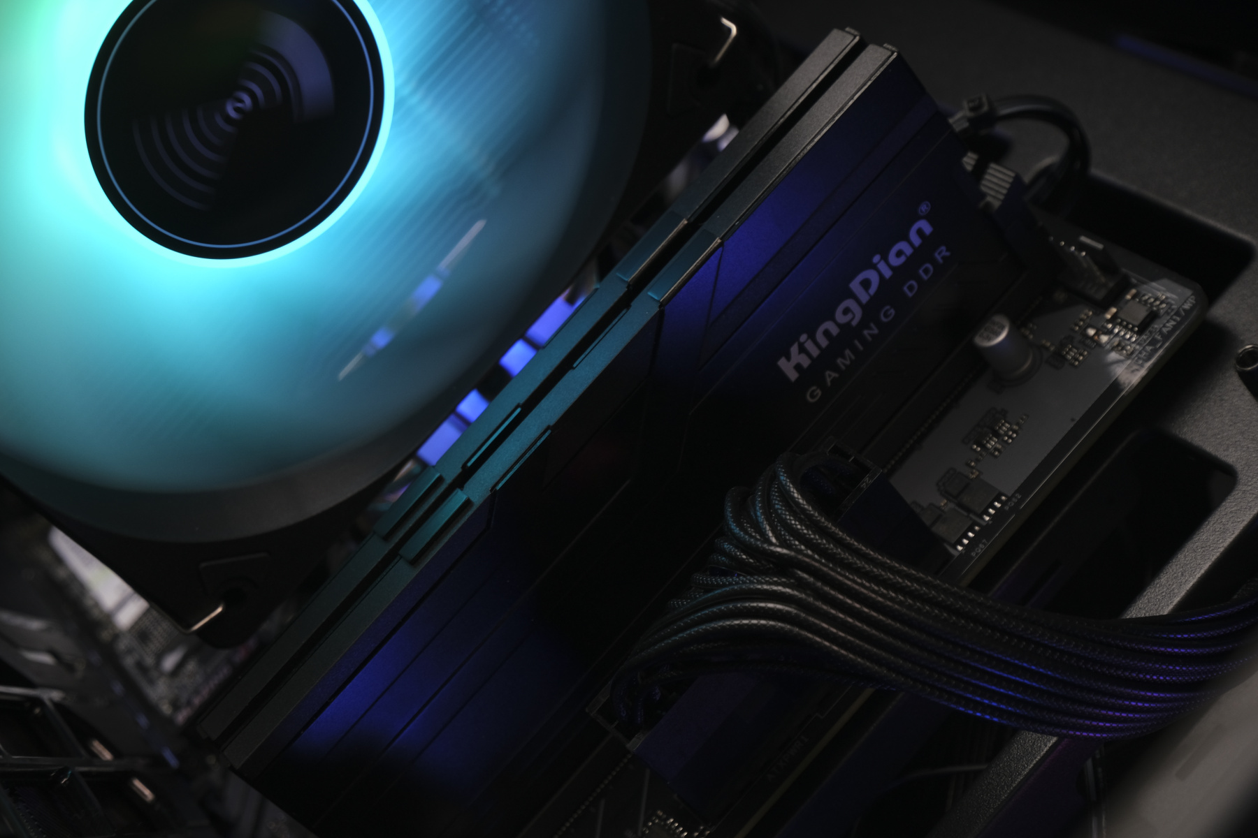 Купить amd ryzen 5 7400f, rtx 4060 ti, ddr5 16gb, ssd 256, ssd 480