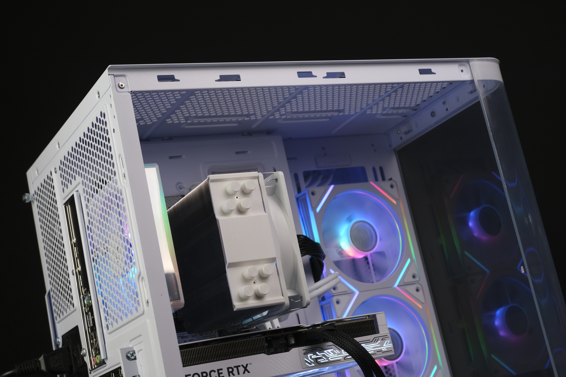 Купить intel core i5 14400f, rtx 5070 ti, ddr4 32gb, ssd 2000gb 