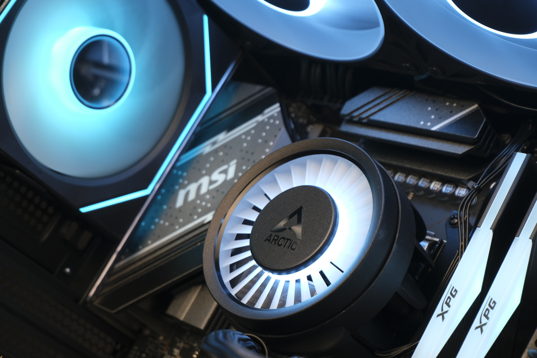 Купить игровой компьютер ryzen 9 9900x3d, rtx 5080 16gb