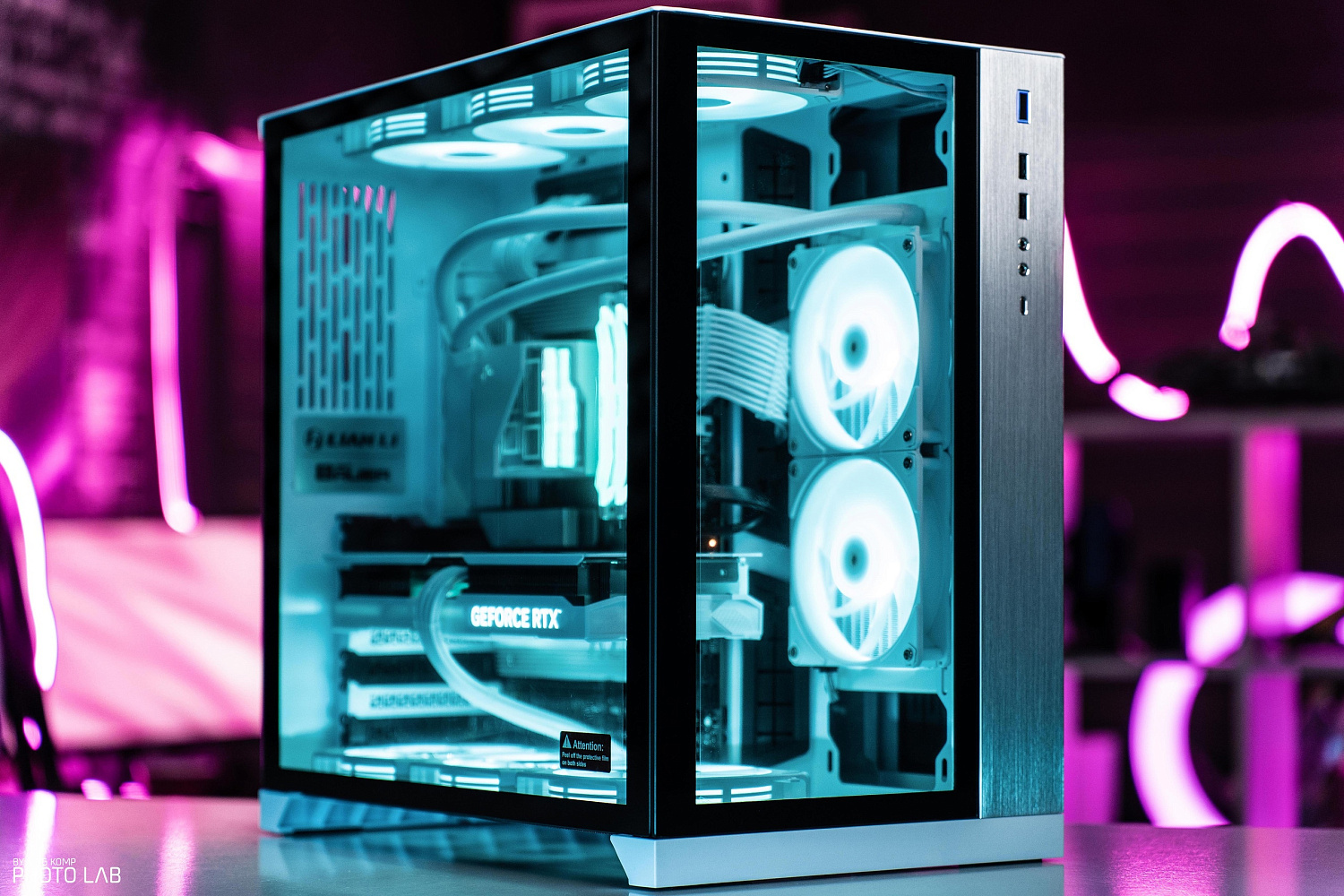 LIAN LI PC-O11 Dynamic  | Intel Core i5-13600KF + RTX 4070