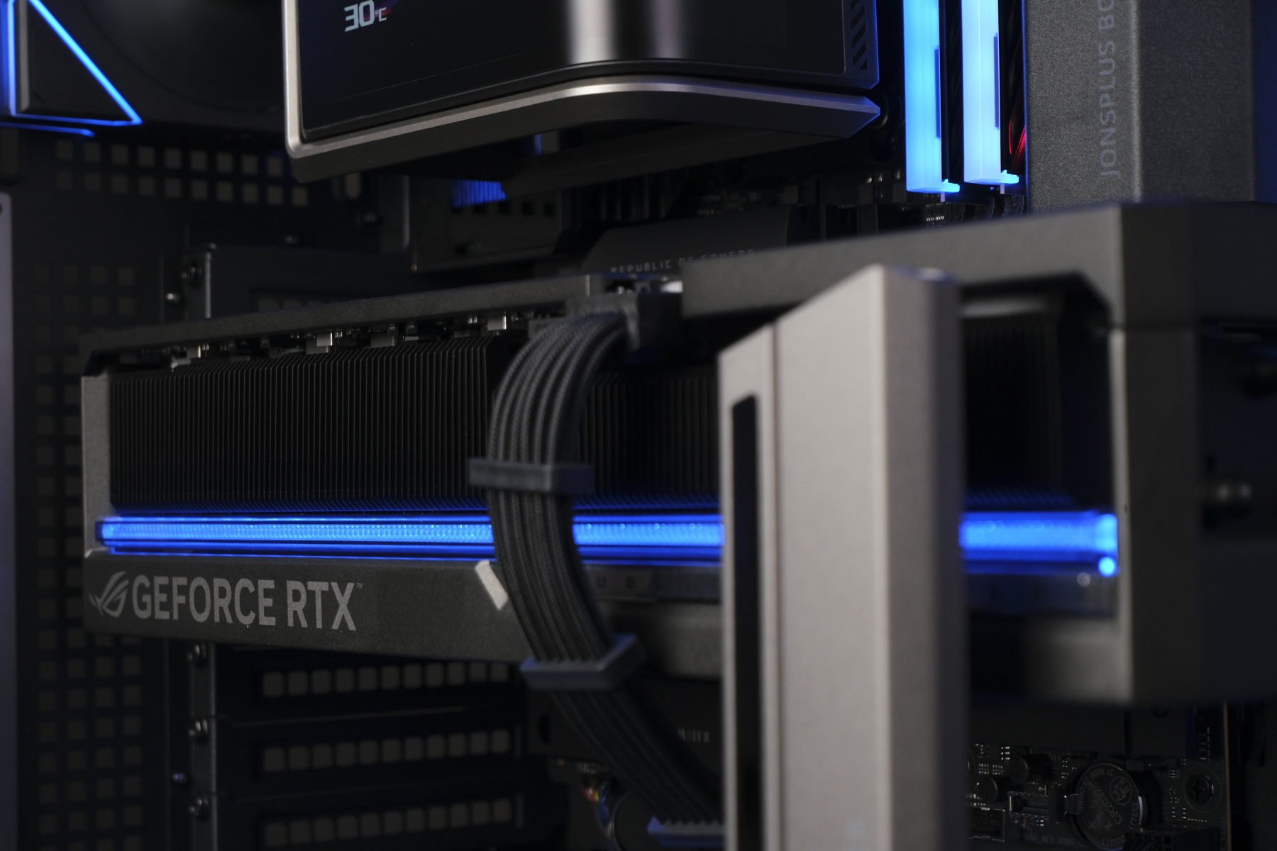 Купить игровой компьютер ryzen 9 9900x3d, rtx 5090 32gb