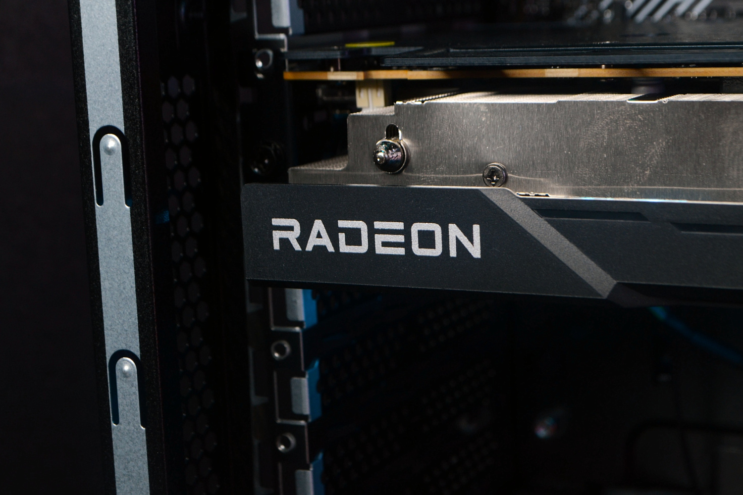 Компьютер AMD Ryzen 5 3600, AMD RADEON RX 6600