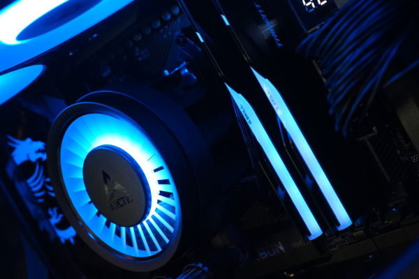 Купить игровой компьютер amd ryzen 7 8700f, rx 9060  xt 8gb
