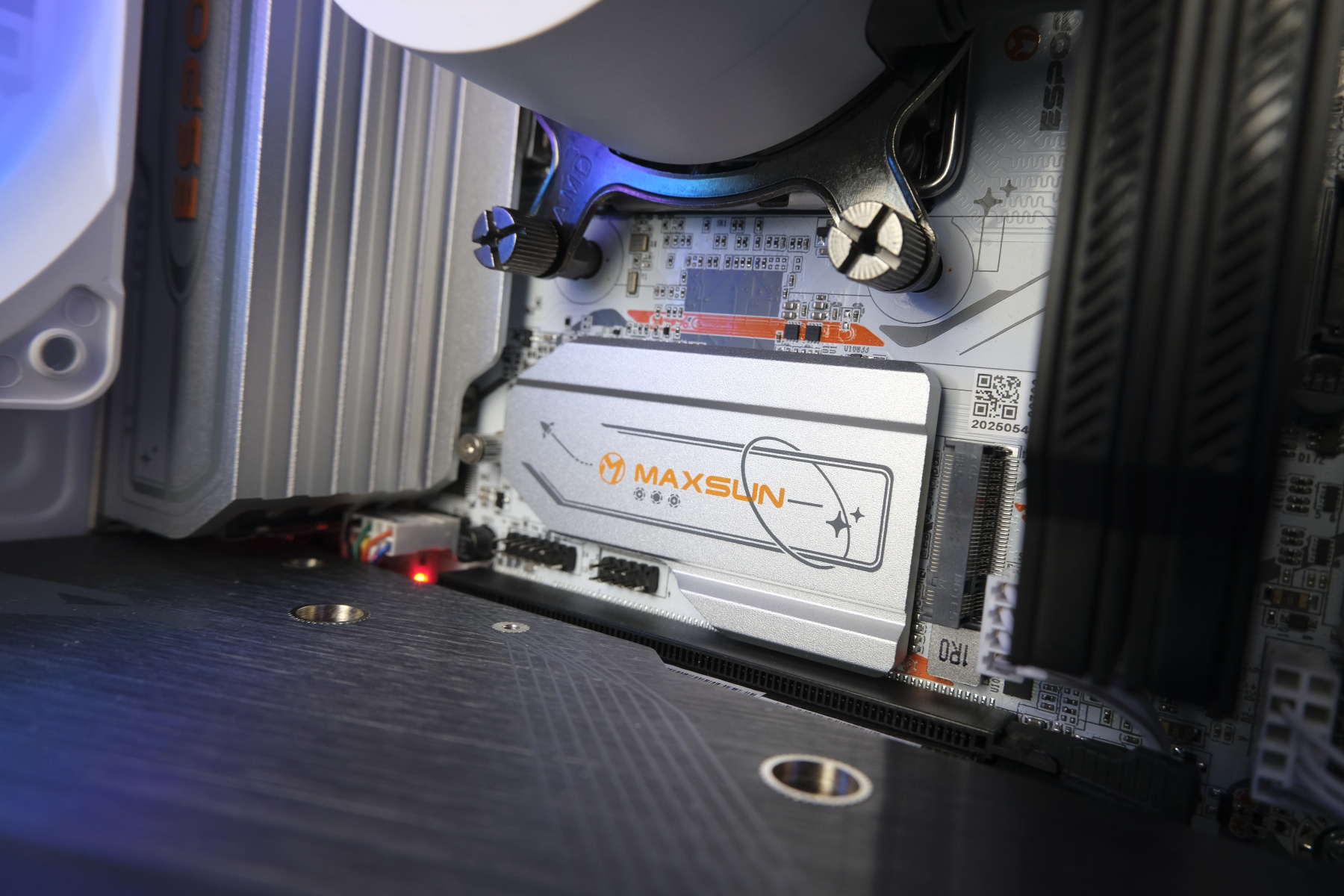 Купить системный блок amd ryzen 7 7800x3d, rtx 4070 super, ddr5 32gb, ssd 256gb