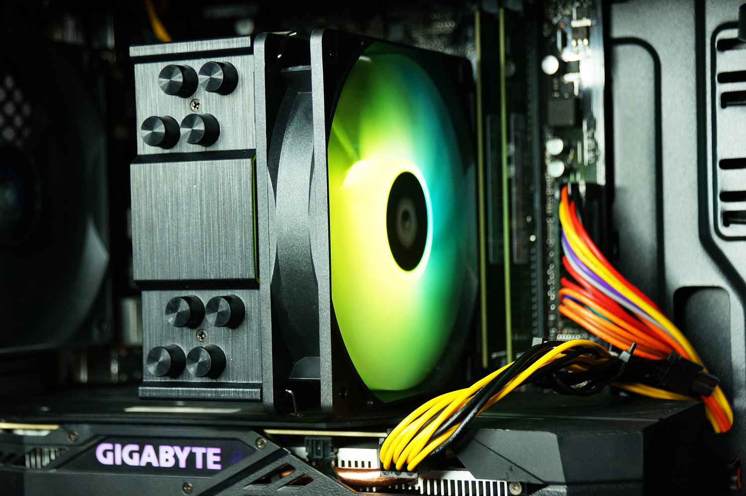 Компьютер AMD Ryzen 3500X, nVidia GeForce GTX 1650 от Gigabyte
