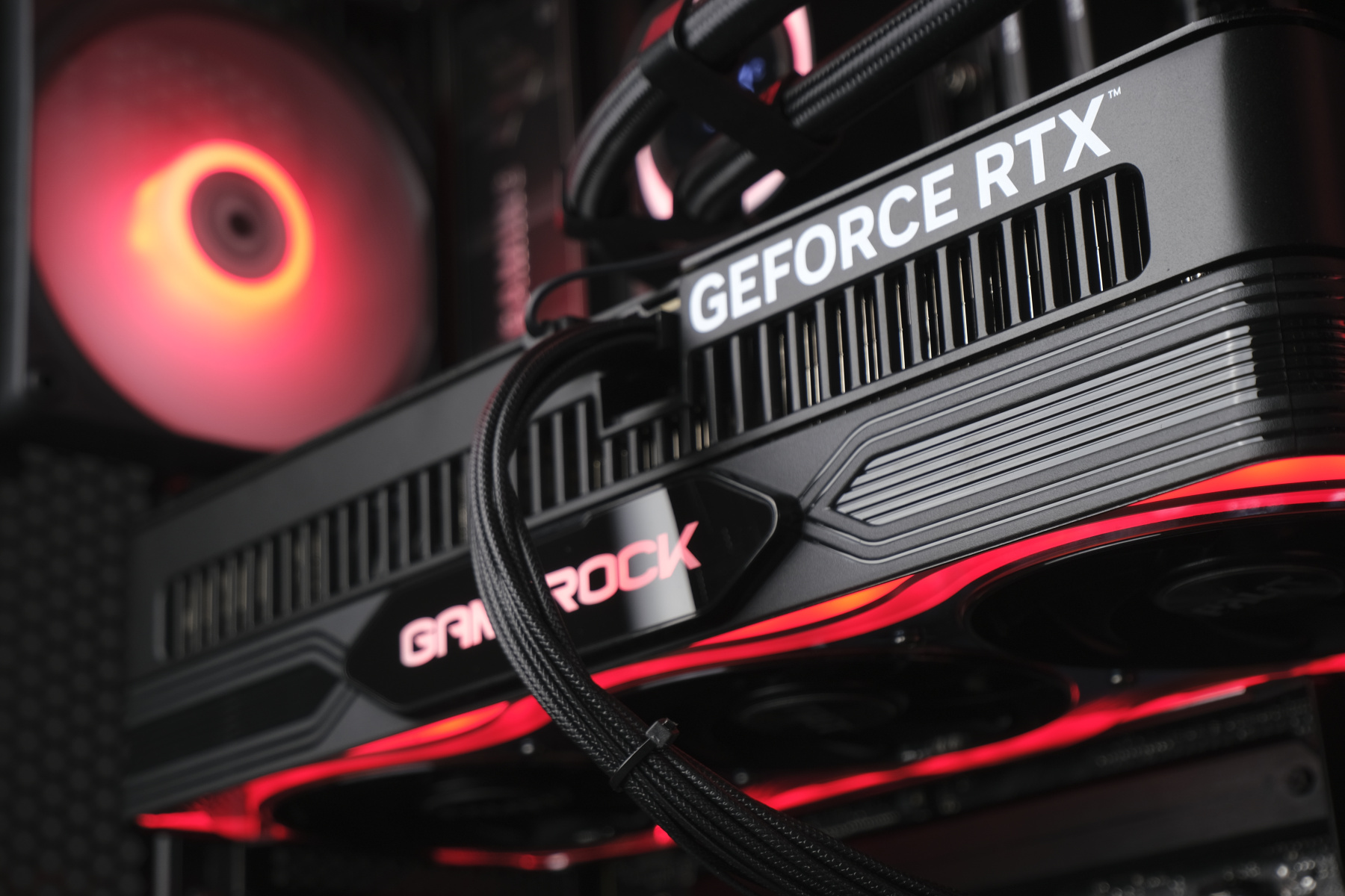 Купить amd ryzen 9 9950x3d, ddr5 32gb, rtx 5090, ssd 1000gb, ssd 1000gb