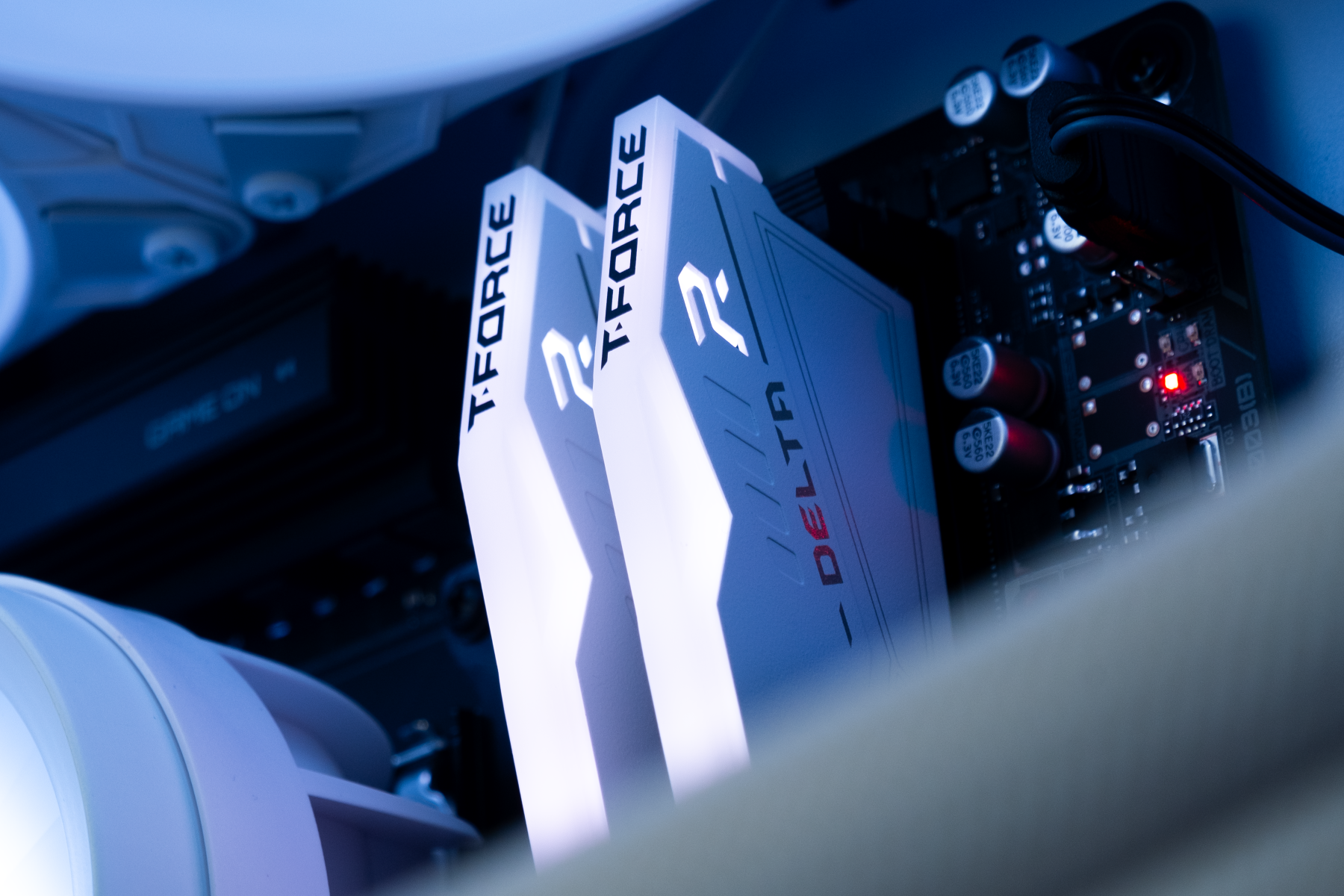 Купить игровой компьютер amd ryzen 9 9950x, nvidia geforce rtx 5090 32gb