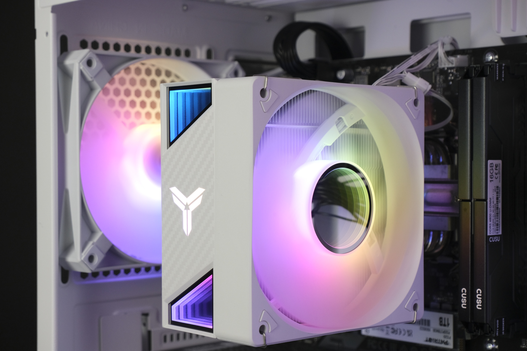 Купить системный блок amd ryzen 5 7500f, rtx 3080 10gb, ddr5 32gb, ssd 1000gb, kk2