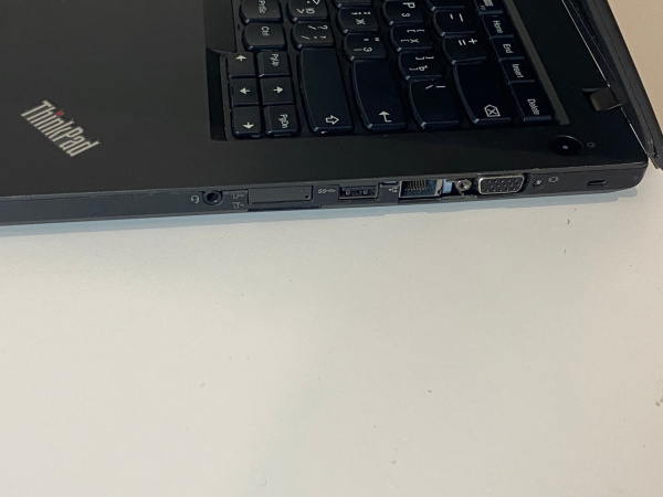 Ноутбук lenovo T450 i3 5010u, ram 8gb, SSD 256gb, 1366x768, win 10 +