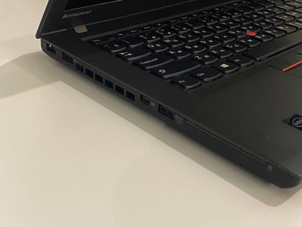 Ноутбук lenovo T450 i3 5010u, ram 8gb, SSD 256gb, 1366x768, win 10 +