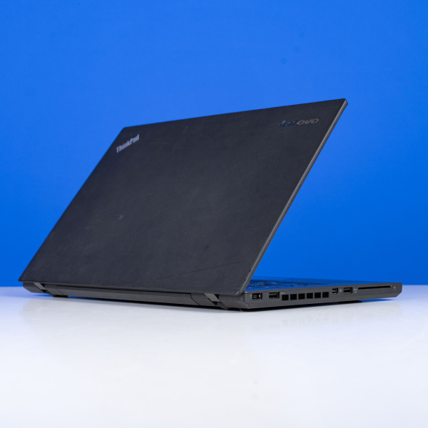 Ноутбук Lenovo THINKPAD T450 (i3-5010u, 8gb, SSD 240GB, 1366x768, WIN10) + мышка +