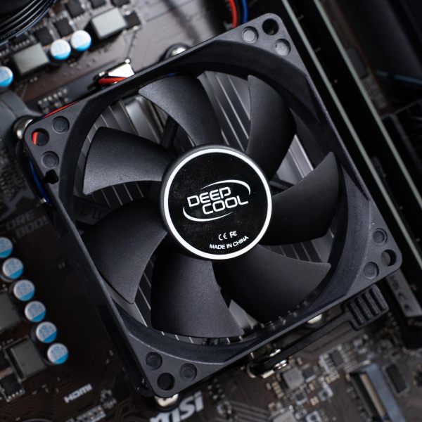 AMD Athlon 200GE, AMD Radeon Vega 3, DDR4 16GB, SSD 256GB, KK101152663643